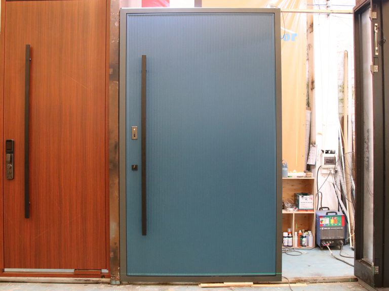 We understand the importance of delivering both beauty and value to our customers. That's why we strive to offer competitive pricing without compromising on quality. Our Custom Blue Pivot Door provides a luxurious yet affordable entrance solution, ensuring that exceptional design is within reach for every budget.